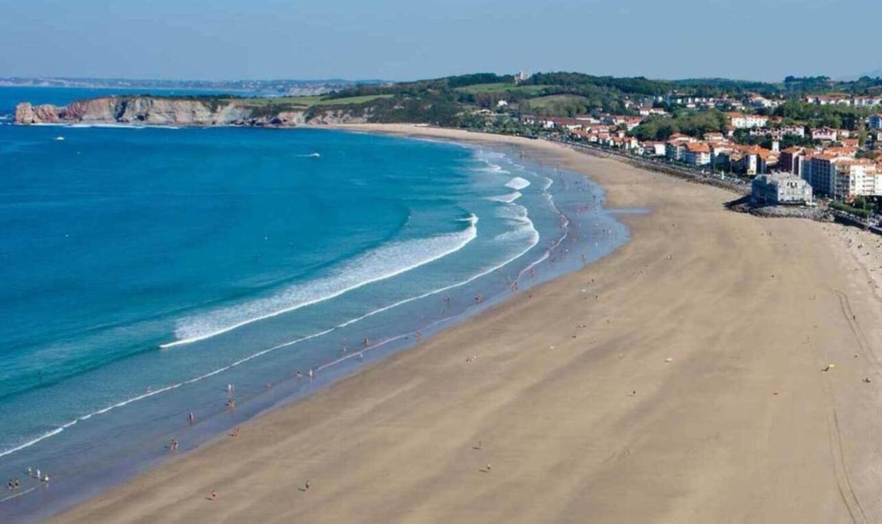 Appartement En Premiere Ligne De Plage Hendaye Exterior photo
